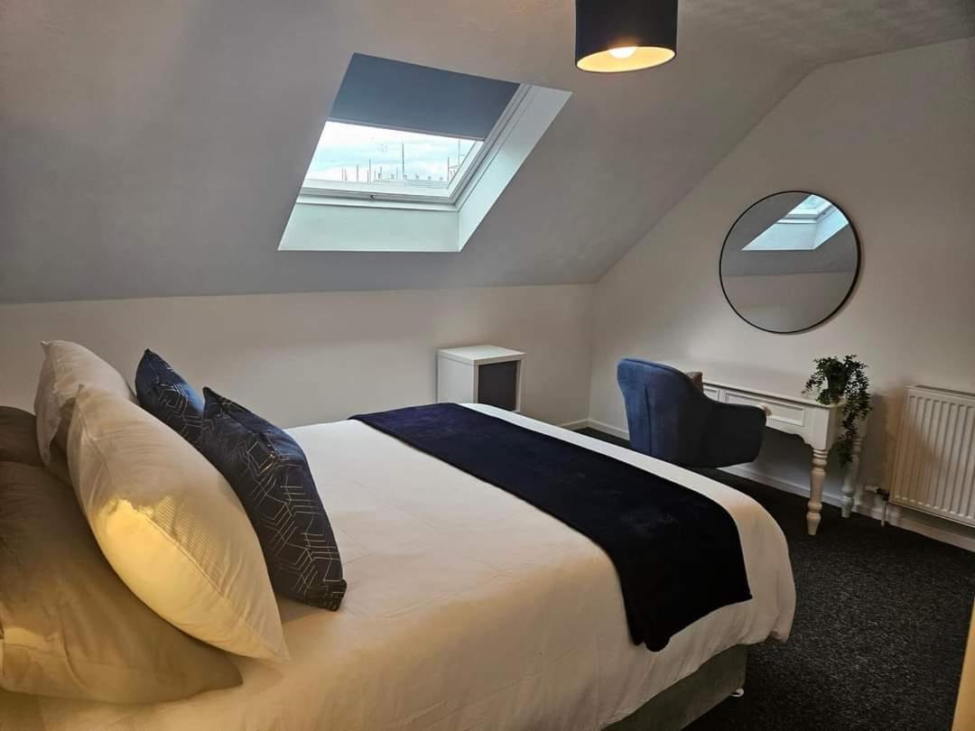 Ferienwohnung Cosy At The Castle Carrickfergus Exterior foto