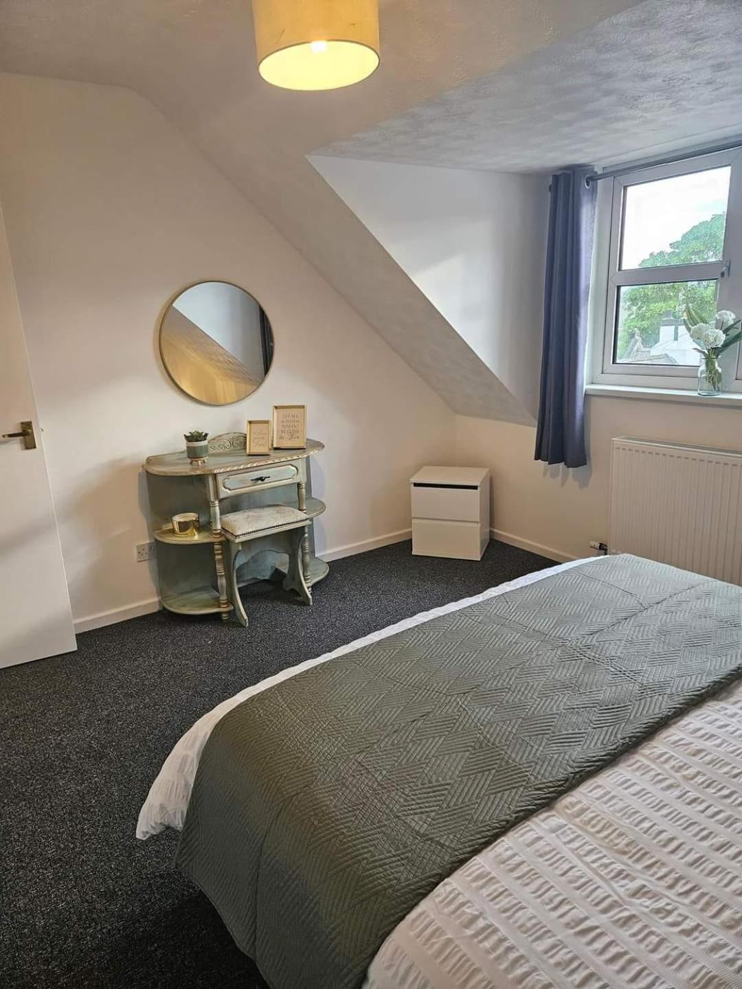 Ferienwohnung Cosy At The Castle Carrickfergus Exterior foto